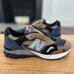 Size 9 - New Balance 920 “Reverse Pack” - Made in England - (M920INV)